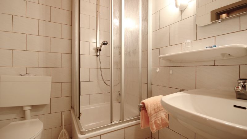 DZ Kat Peterstraße Bad DZ Kat Peterstraße Bad